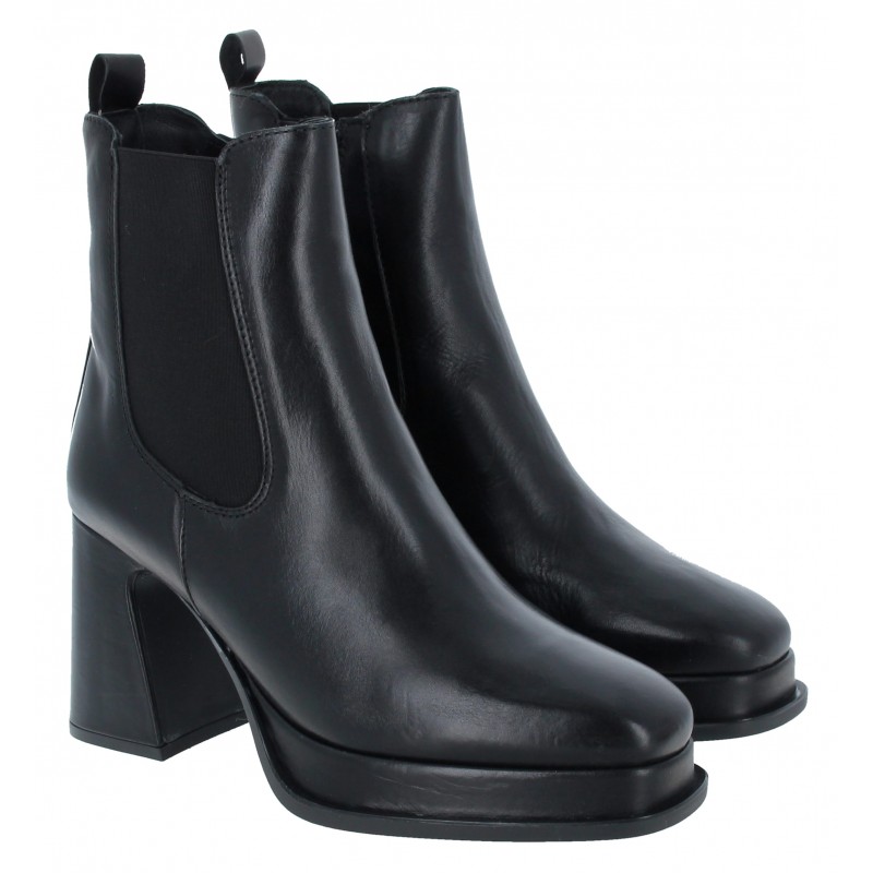 Alpe 2751 heeled ankle boots in black leather